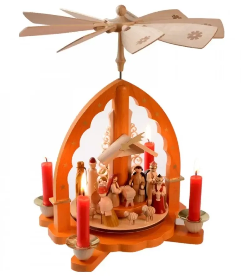 Pyramide De Noël Allemande Avec Une Arche Couleur Ocre